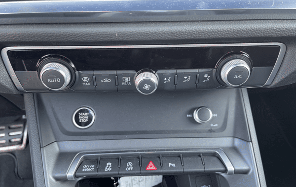 audi-q3-35-tdi-150ch-s-line-s-tronic-7 - 67888575