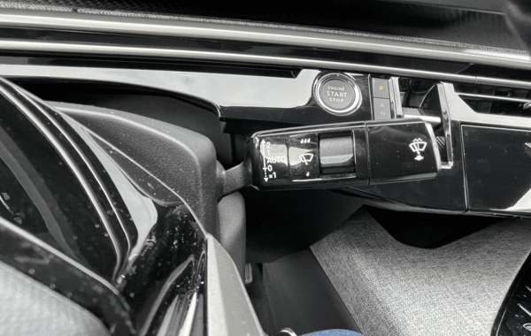 peugeot-3008-1-2-hybrid-145ch-allure-e-dcs6 - 68108575