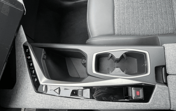 peugeot-3008-1-2-hybrid-145ch-allure-e-dcs6 - 68108575