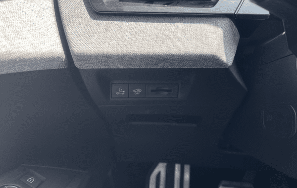 peugeot-5008-hybrid-145ch-gt-e-dcs6 - 69118575