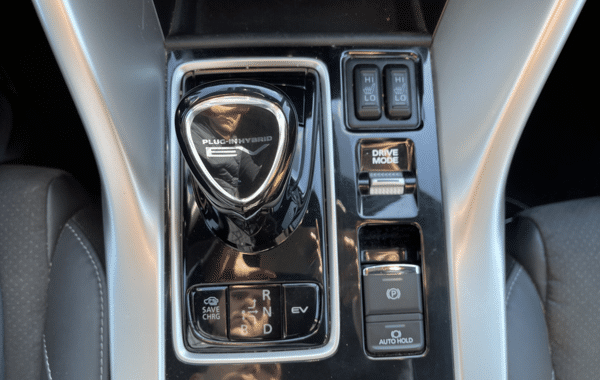 mitsubishi-eclipse-cross-2-4-mivec-phev-188ch-intense-4wd - 69918575
