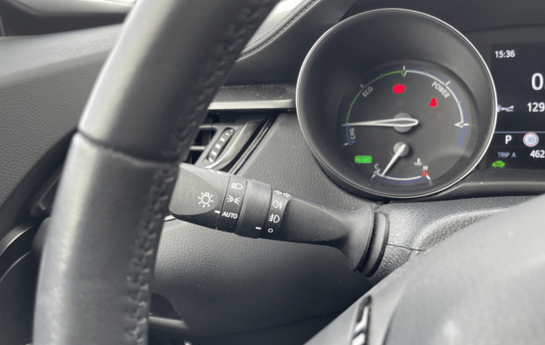 toyota-c-hr-1-8-hybride-122ch-design-e-cvt - 69938575