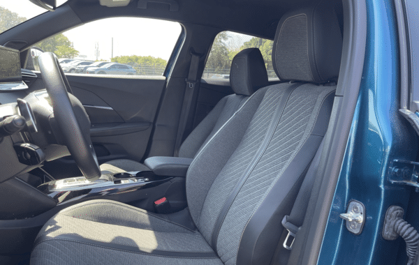 peugeot-2008-1-2-hybrid-145ch-allure-e-dcs6 - 70408575