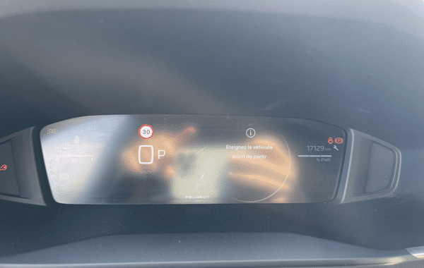peugeot-2008-1-2-hybrid-145ch-allure-e-dcs6 - 70418575