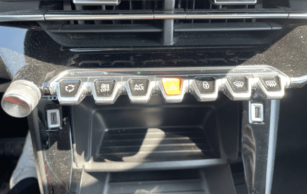 peugeot-2008-1-2-puretech-100ch-s-s-style - 71408575