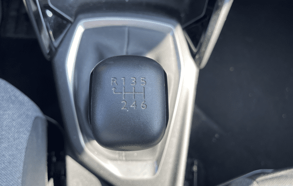 peugeot-2008-1-2-puretech-100ch-s-s-style - 71408575