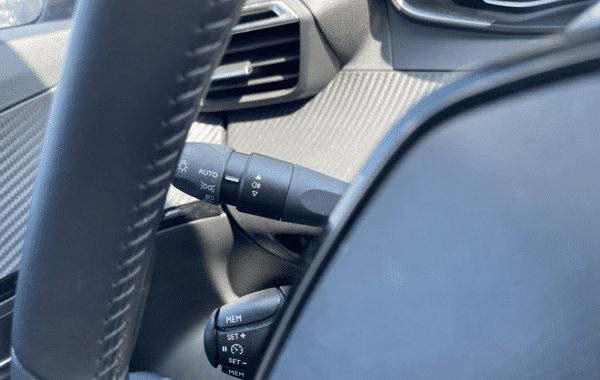peugeot-2008-1-2-puretech-100ch-s-s-style - 71408575
