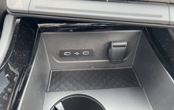 renault-austral-1-2-e-tech-full-hybrid-200ch-esprit-alpine-26 - 71498575