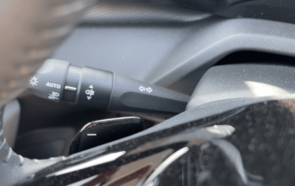 peugeot-308-1-5-bluehdi-130ch-s-s-style-eat8 - 71518575