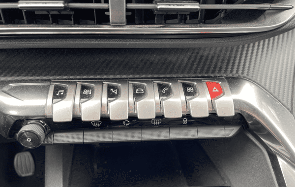 peugeot-3008-1-2-puretech-130ch-allure-s-s - 71808575
