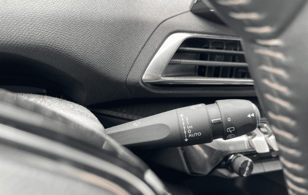 peugeot-3008-1-2-puretech-130ch-allure-s-s - 71808575