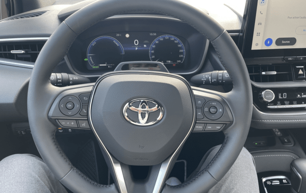 toyota-corolla-touring-spt-1-8-140ch-design-my26 - 71848575