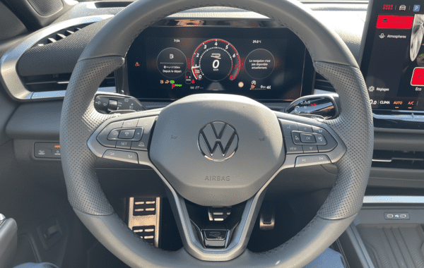 volkswagen-t-roc-1-5-etsi-150ch-r-line-dsg7 - 71938575