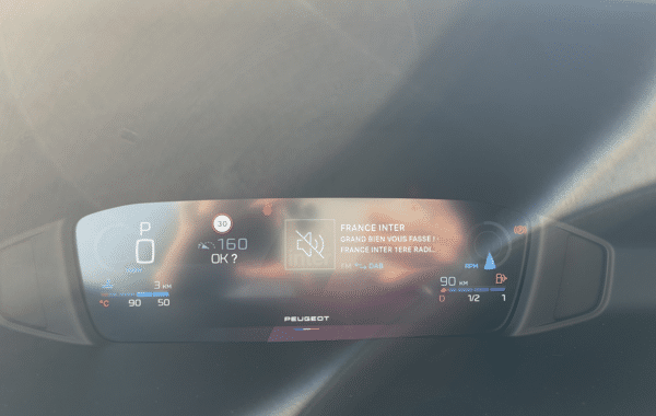 peugeot-308-1-5-bluehdi-130ch-s-s-allure-eat8 - 72118575