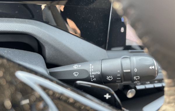 peugeot-308-1-5-bluehdi-130ch-s-s-allure-eat8 - 72118575