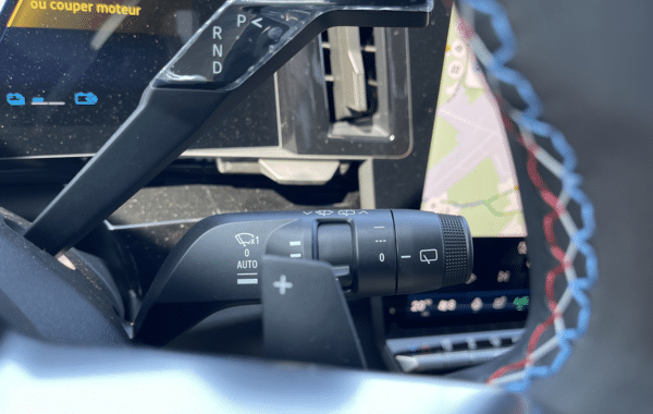 renault-austral-1-2-e-tech-full-hybrid-200ch-esprit-alpine-26 - 72208575