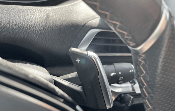 peugeot-3008-1-5-bluehdi-130ch-s-s-gt-eat8 - 72438575