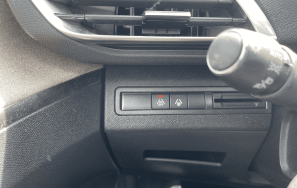 peugeot-3008-1-5-bluehdi-130ch-s-s-gt-eat8 - 72438575