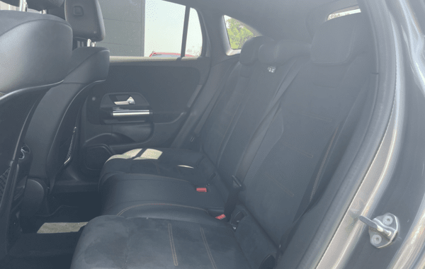mercedes-gla-200-d-150ch-amg-line-8g-dct - 72448575