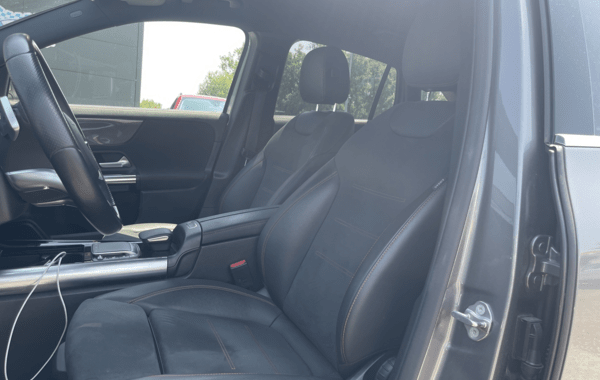 mercedes-gla-200-d-150ch-amg-line-8g-dct - 72448575