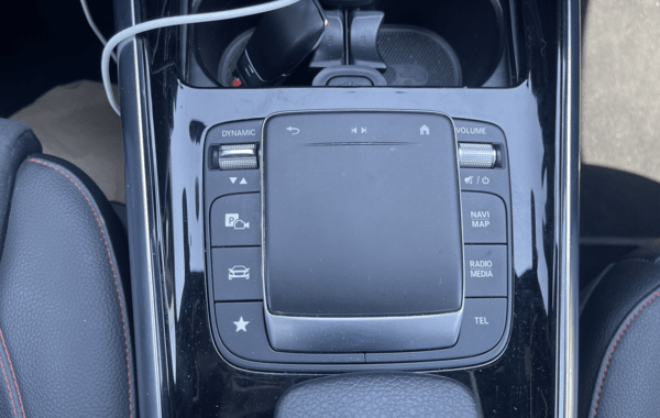mercedes-gla-200-d-150ch-amg-line-8g-dct - 72448575
