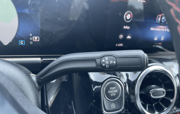 mercedes-gla-200-d-150ch-amg-line-8g-dct - 72448575