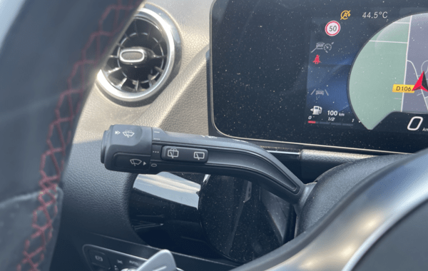 mercedes-gla-200-d-150ch-amg-line-8g-dct - 72448575
