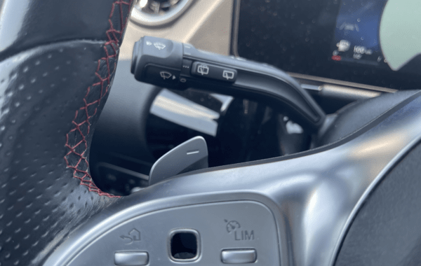 mercedes-gla-200-d-150ch-amg-line-8g-dct - 72448575