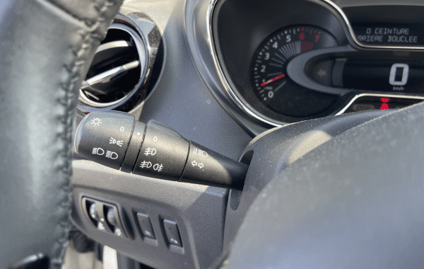 renault-captur-0-9-tce-90ch-energy-zen - 72948575