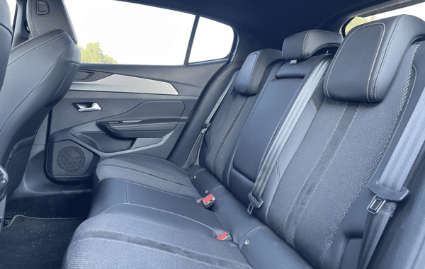 peugeot-408-plug-in-hybrid-225ch-gt-e-eat8 - 73608575