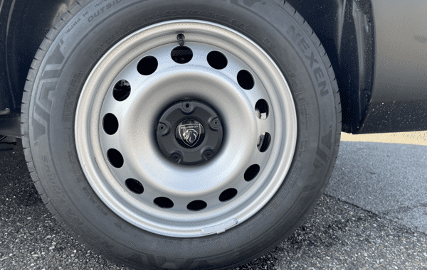 peugeot-partner-xl-diesel-130ch-automatique - 73868575