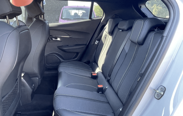 peugeot-2008-1-2-hybrid-145ch-gt-e-dcs6 - 73878575