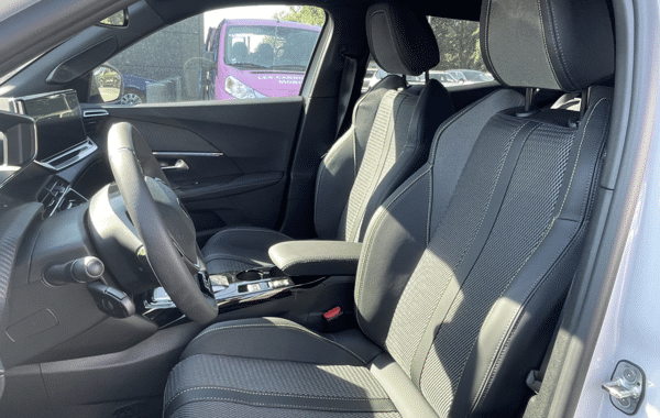 peugeot-2008-1-2-hybrid-145ch-gt-e-dcs6 - 73878575