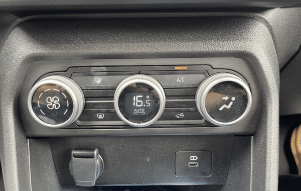 dacia-sandero-1-0-tce-90ch-journey - 74258575