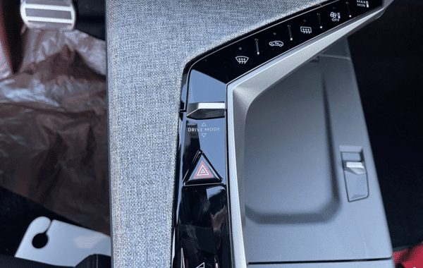 peugeot-3008-1-2-hybrid-145ch-gt-e-dcs6 - 74468575