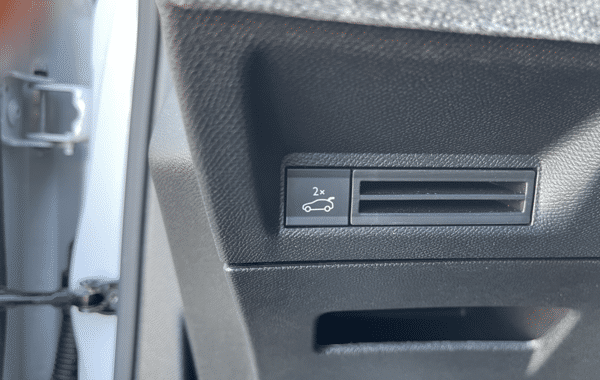 peugeot-3008-1-2-hybrid-145ch-gt-e-dcs6 - 74488575