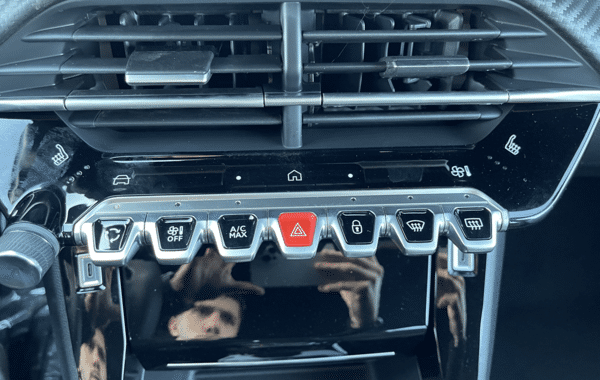 peugeot-2008-1-2-hybrid-145ch-gt-e-dcs6 - 74528575