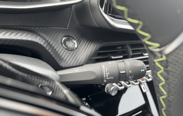 peugeot-2008-1-2-hybrid-145ch-gt-e-dcs6 - 74588575