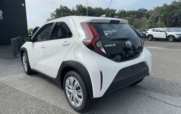 toyota-aygo-x-1-0-vvt-i-72ch-dynamic-my24 - 74628575