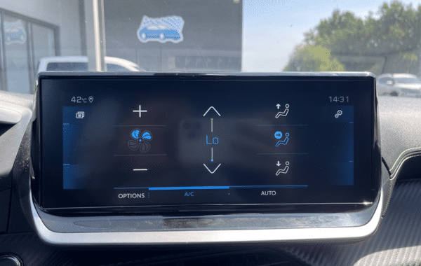 peugeot-208-1-2-puretech-130ch-s-s-gt-eat8 - 74698575