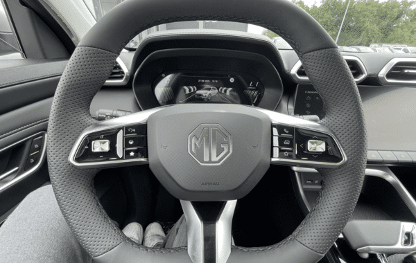 mg-motor-zs-1-5-hybrid-197ch-luxury - 74848575