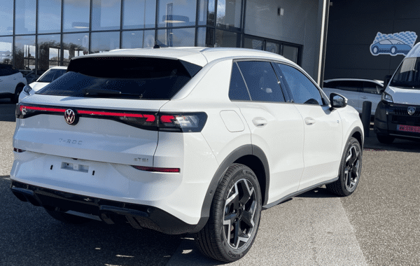 volkswagen-t-roc-1-5-etsi-150ch-r-line-dsg7 - 74978575