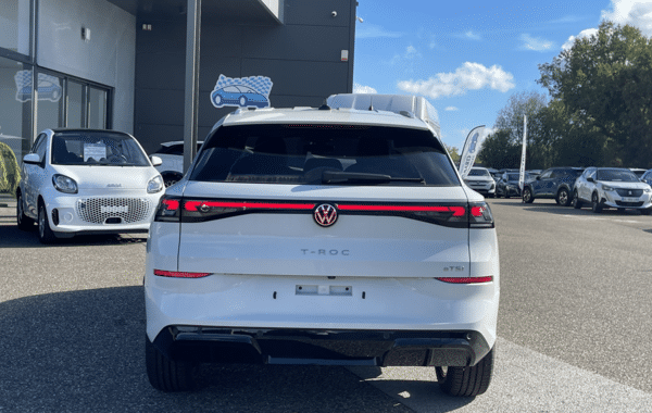volkswagen-t-roc-1-5-etsi-150ch-r-line-dsg7 - 74978575