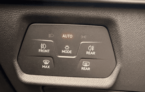 cupra-leon-2-0-tdi-150ch-v-dsg7 - 75188575