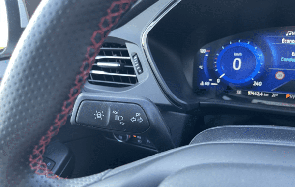 ford-kuga-2-5-duratec-190ch-fhev-e85-st-line-bva - 75528575