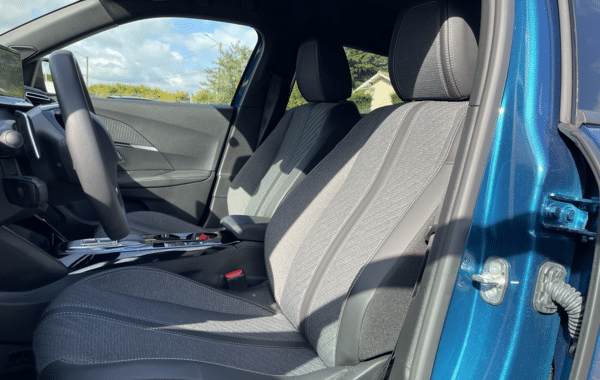 peugeot-2008-1-2-hybrid-136ch-allure-e-dcs6 - 75648575