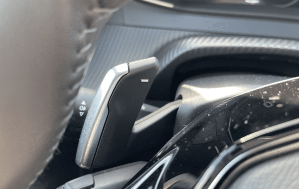 peugeot-2008-1-2-hybrid-136ch-allure-e-dcs6 - 75648575