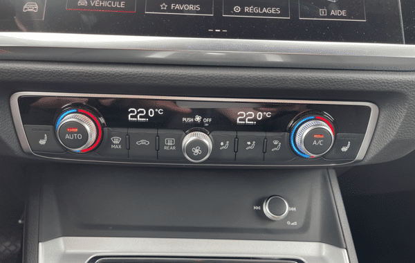 audi-q3-35-tfsi-150ch-design-s-tronic-7 - 75668575
