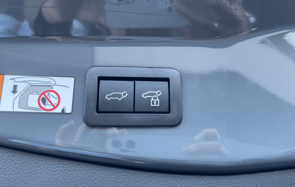 toyota-c-hr-1-8-hybride-140ch-graphic-my26 - 75898575