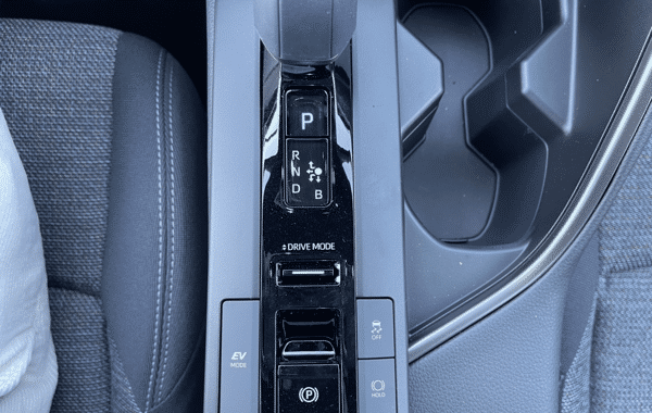 toyota-c-hr-1-8-hybride-140ch-graphic-my26 - 75898575